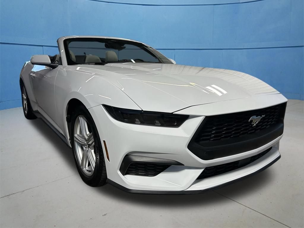 Used 2026 Ford Mustang Premium RWD image 2