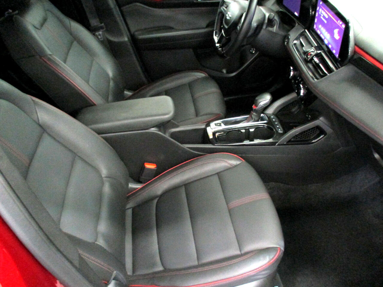 Used 2024 Chevrolet TrailBlazer RS w/ Convenience Package image 12