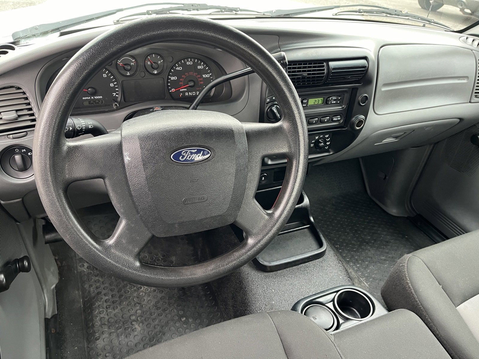 Used 2010 Ford Ranger XL image 3