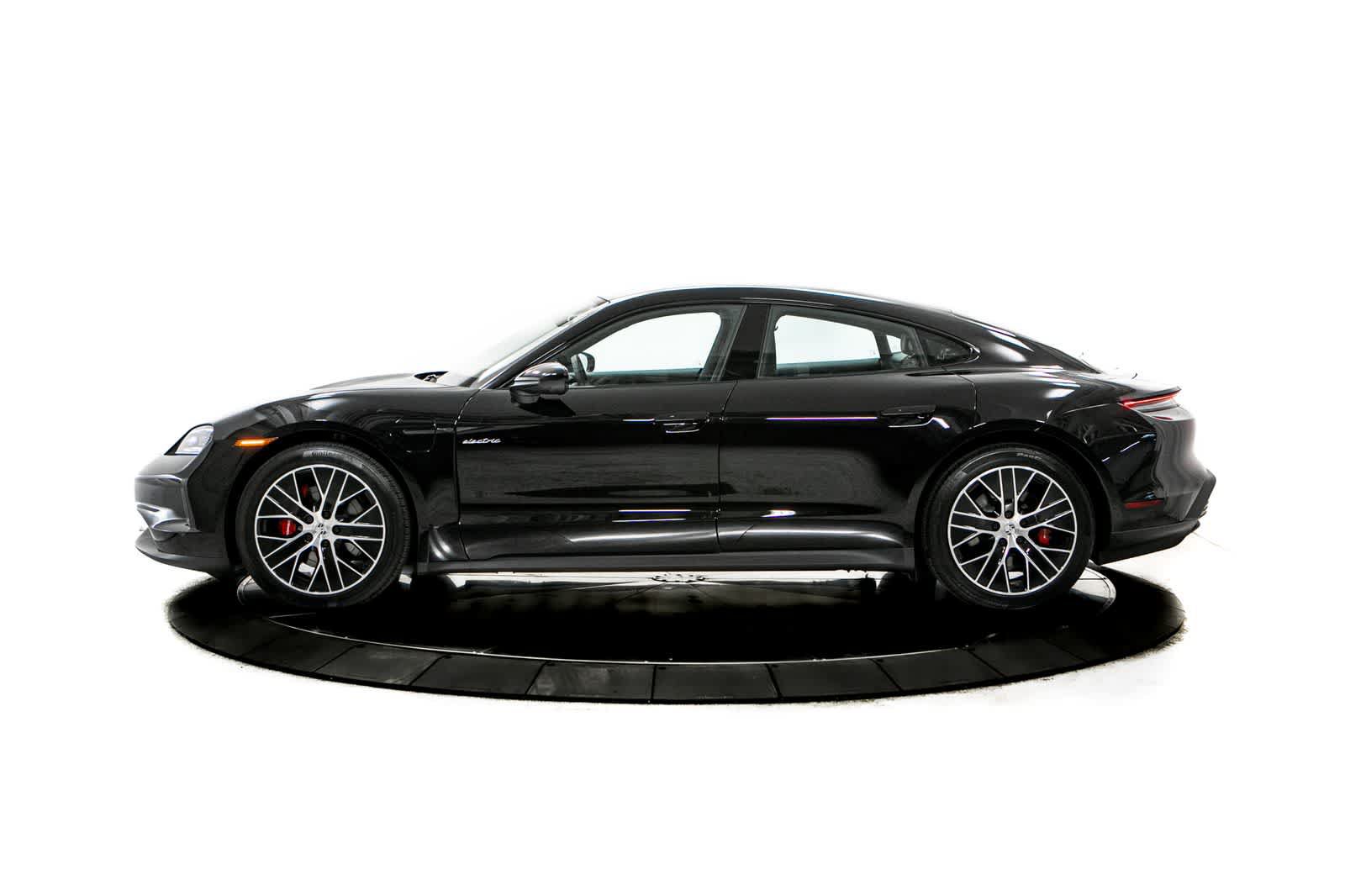 New 2026 Porsche Taycan 4S AWD/4WD image 2
