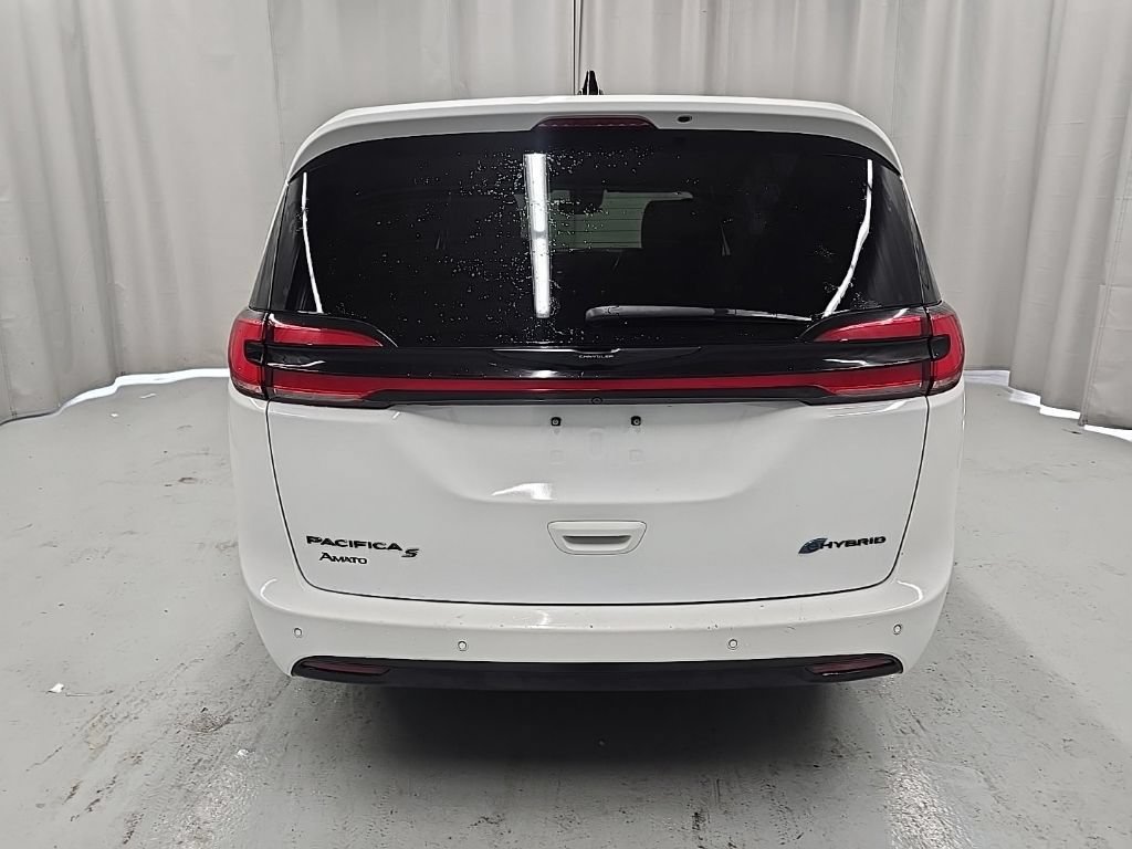 Used 2024 Chrysler Pacifica Limited FWD image 4