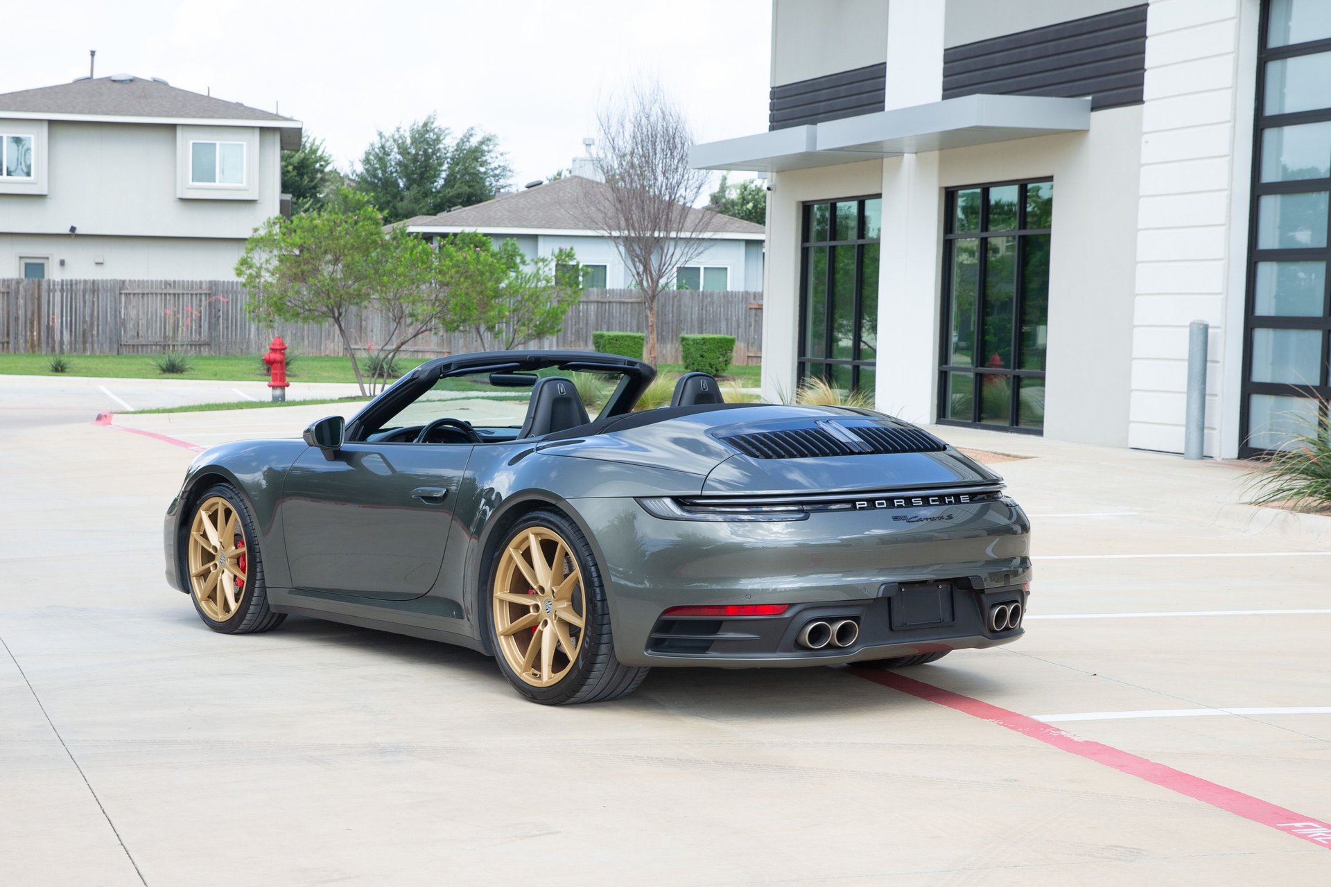 Used 2021 Porsche 911 Carrera S w/ Premium Package RWD image 7