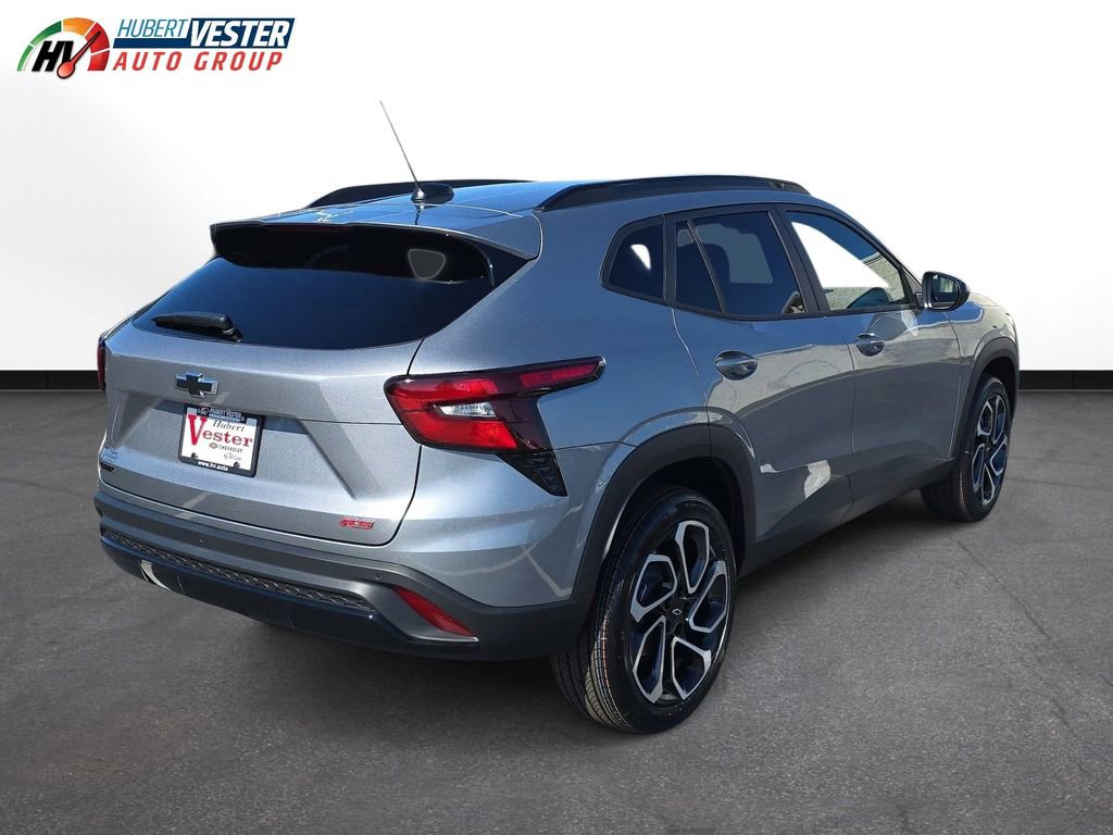 New 2026 Chevrolet Trax RS image 2