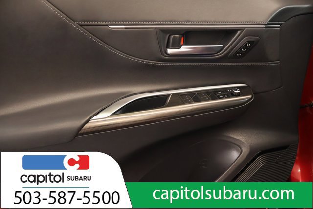 Used 2021 Toyota Venza XLE w/ Carpet Mat Package (TMS) AWD/4WD image 10