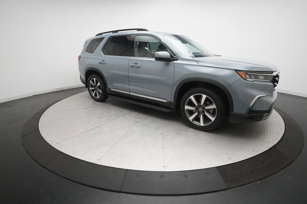 Certified 2024 Honda Pilot Elite image 38