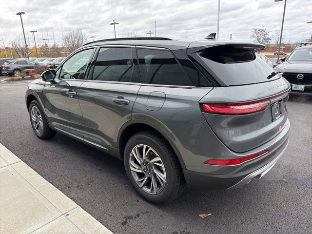 New 2026 Lincoln Corsair Premiere image 5