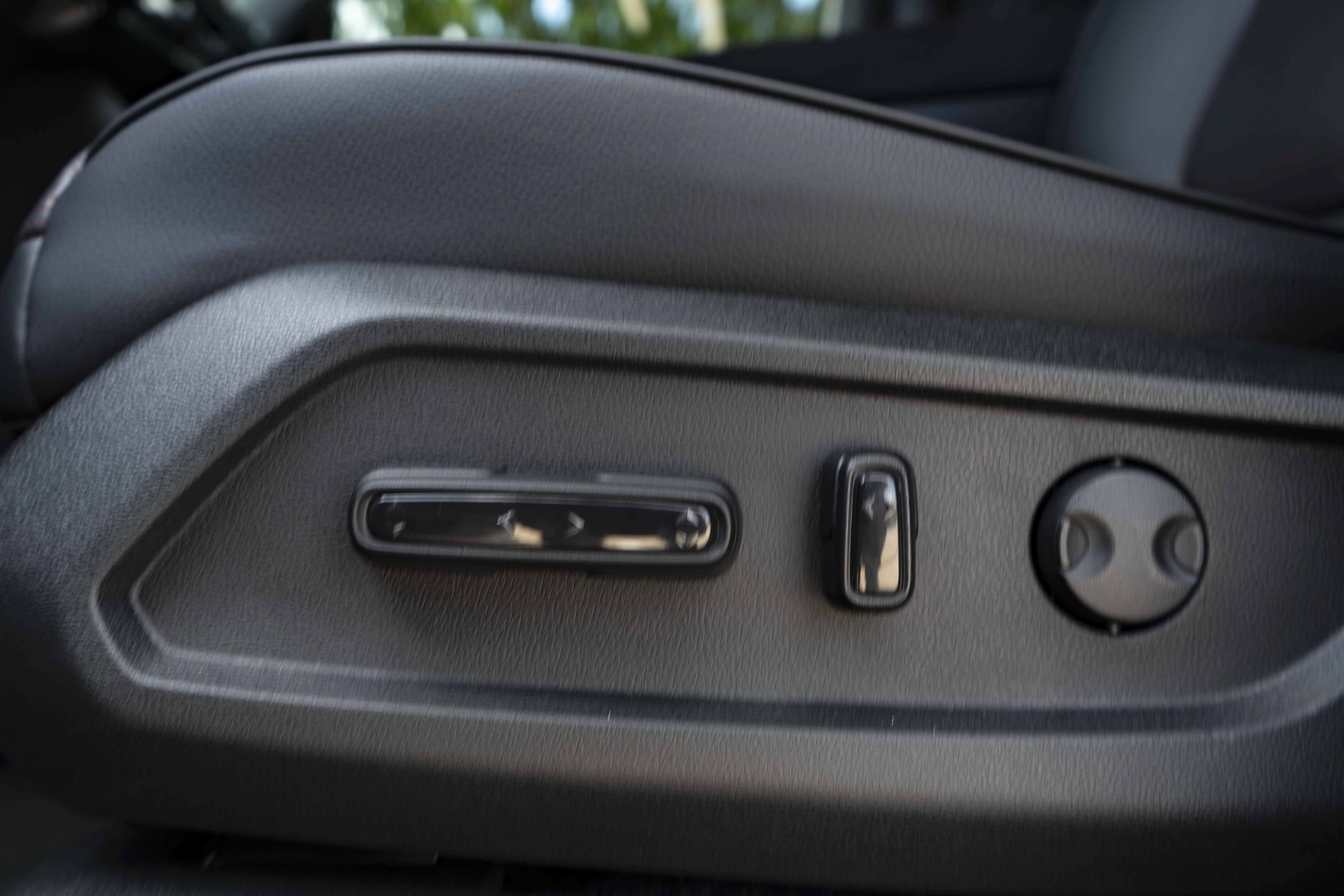 Used 2026 Honda Pilot Black Edition image 42