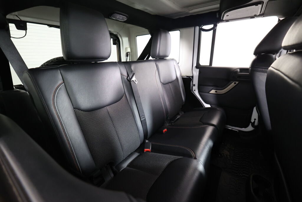 Used 2017 Jeep Wrangler 75th Anniversary image 20