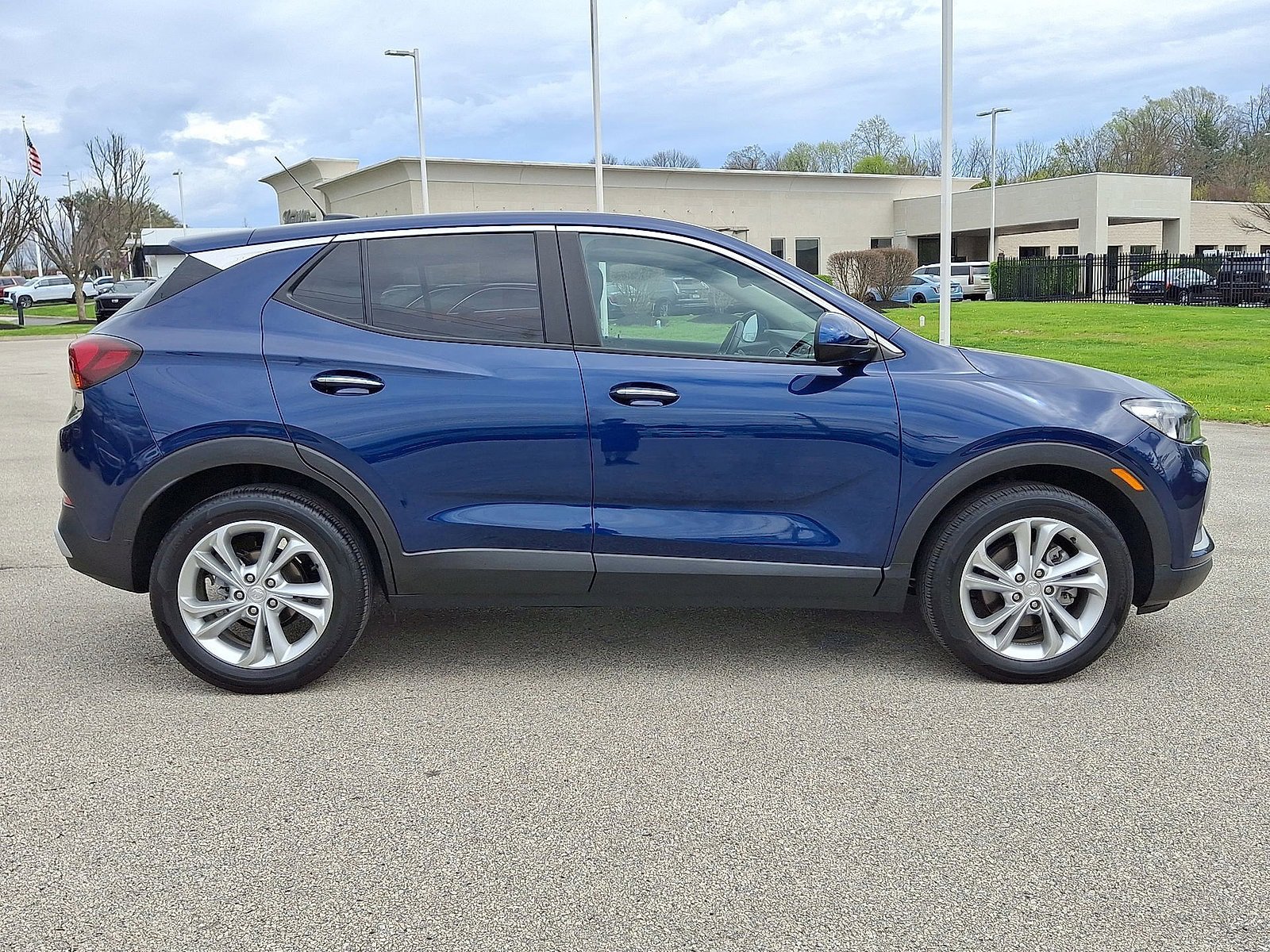 Certified 2023 Buick Encore GX Preferred w/ Cold Weather Comfort Package image 26