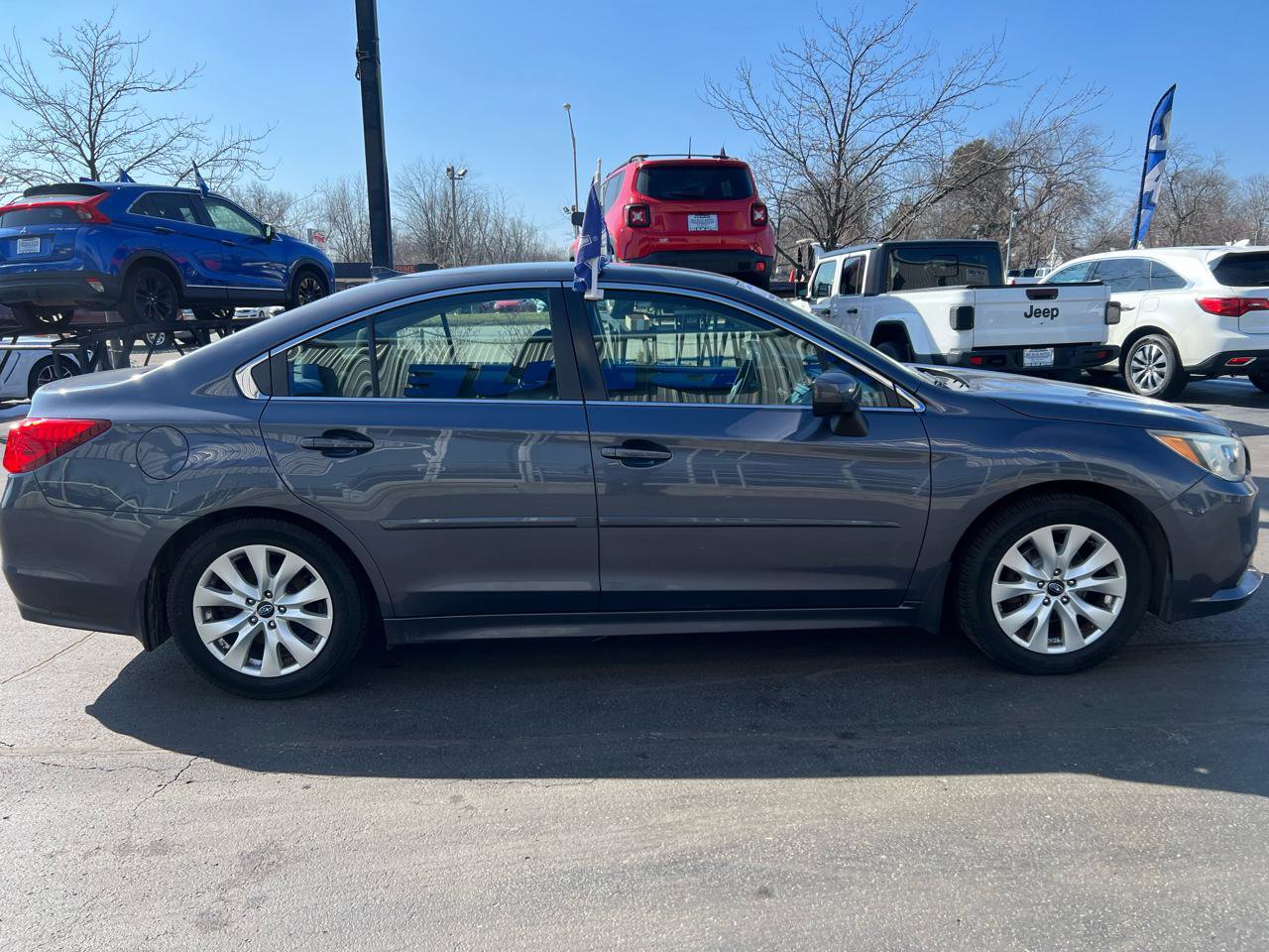 Used 2016 Subaru Legacy 2.5i Premium AWD/4WD image 7