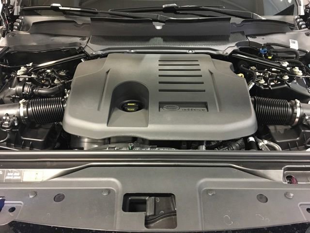 New 2024 Land Rover Discovery Dynamic SE image 34