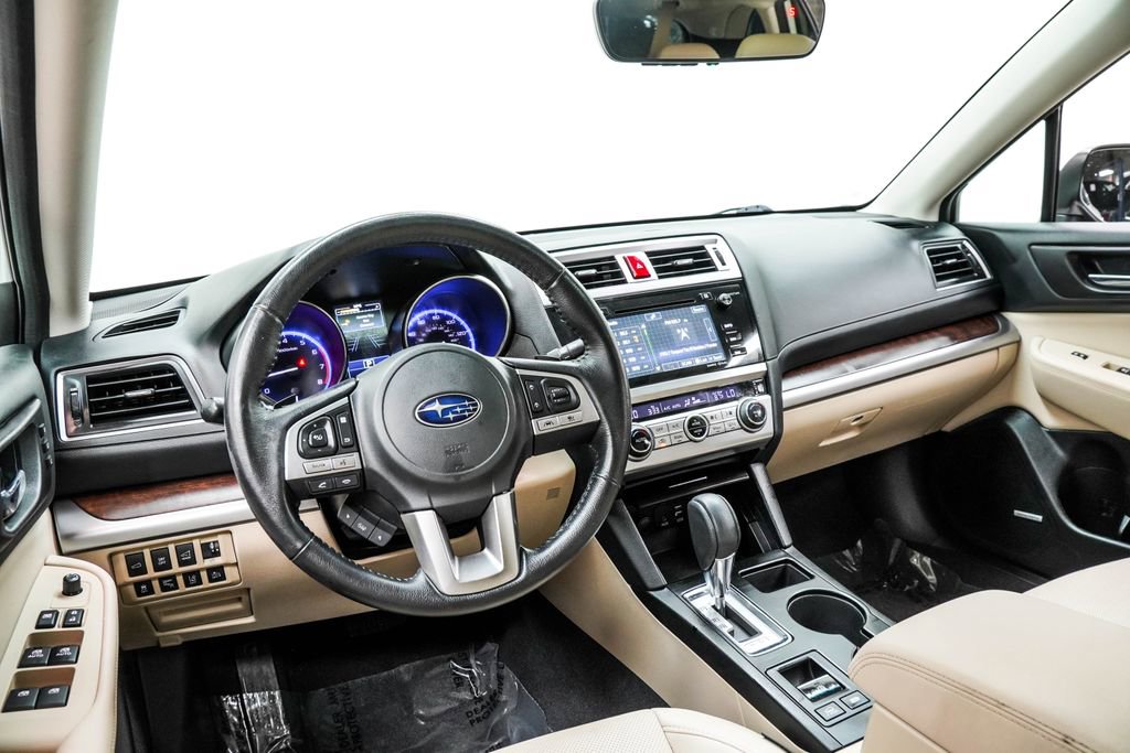 Used 2017 Subaru Outback 2.5i Limited AWD/4WD image 5