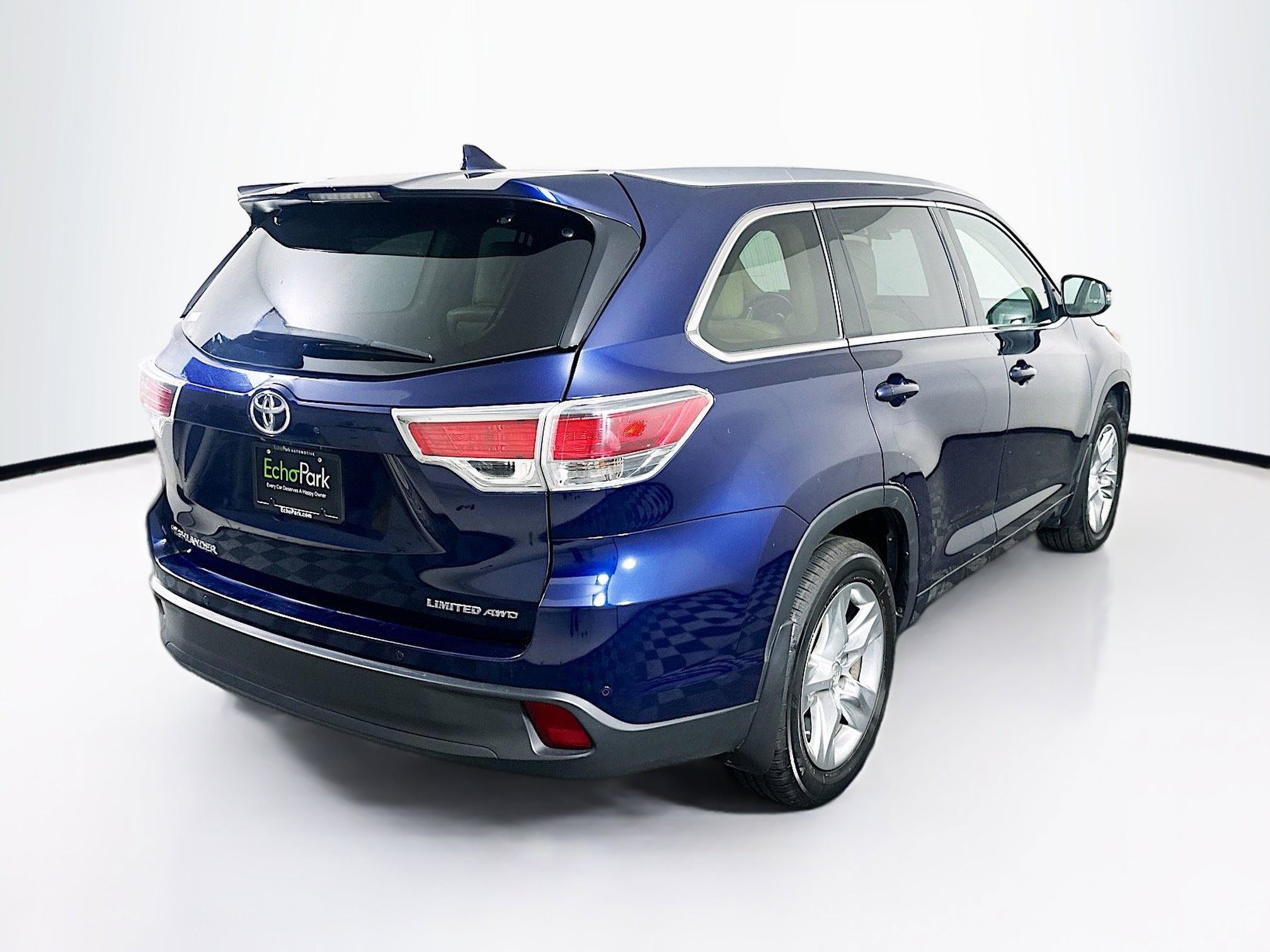 Used 2015 Toyota Highlander Limited Platinum image 9