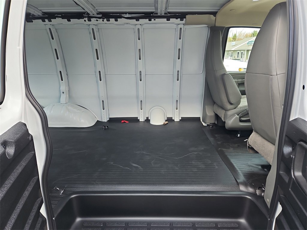 New 2025 Chevrolet Express 2500 w/ Driver Convenience Package image 16