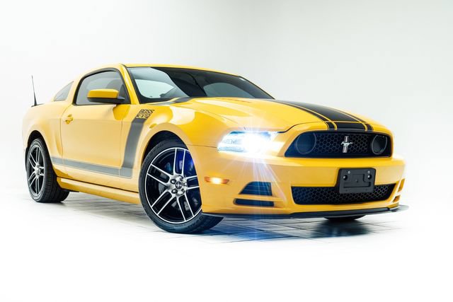 Used 2013 Ford Mustang Boss 302 w/ Boss 302 Accessory Pkg RWD image 5
