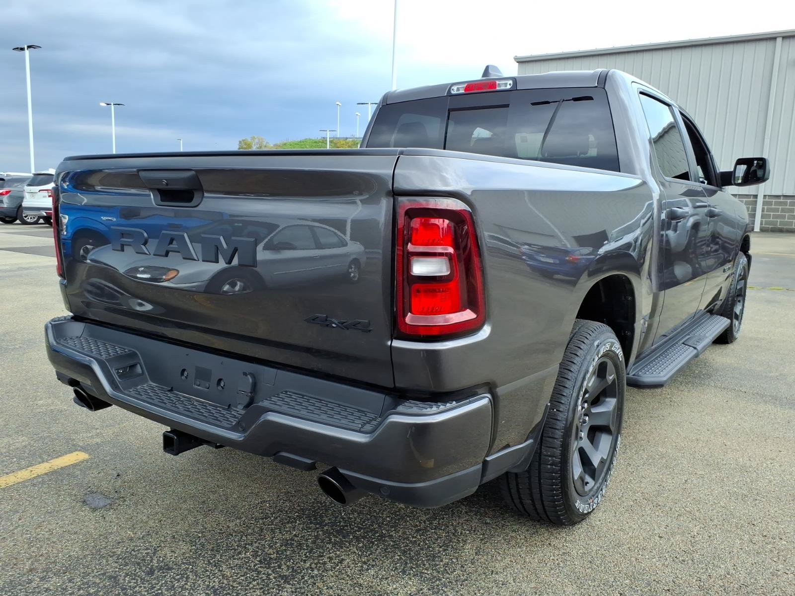 Used 2026 RAM 1500 Express AWD/4WD image 6