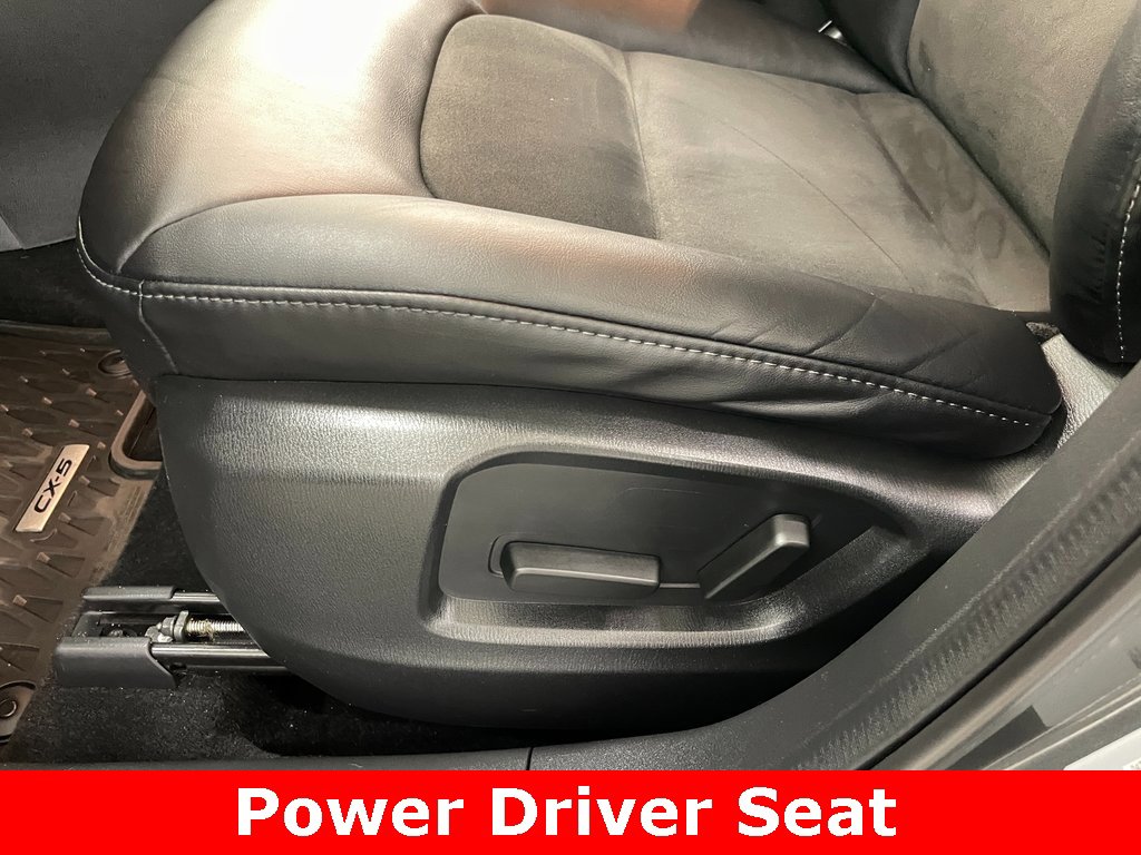 Used 2021 MAZDA CX-5 Touring image 9