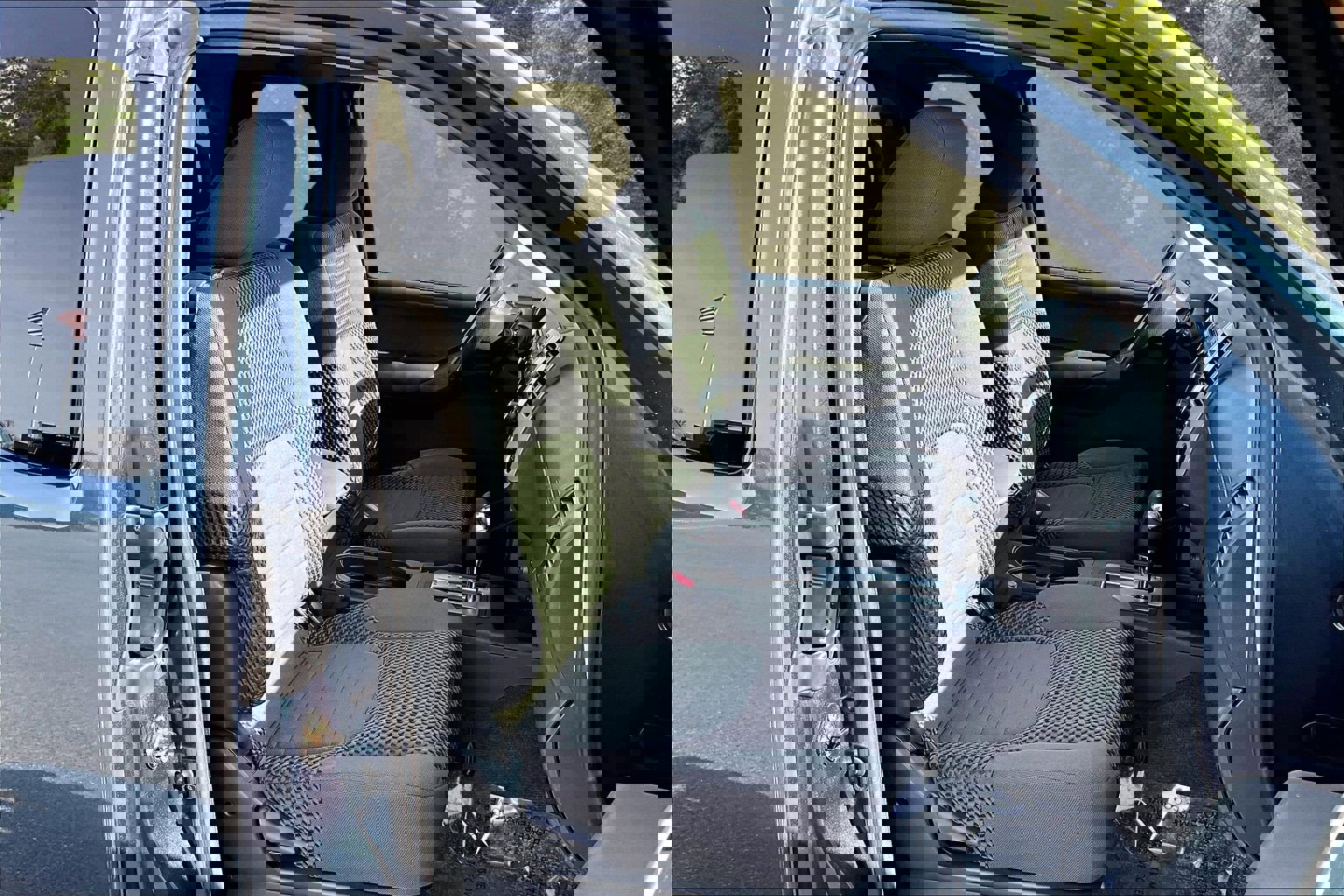 Used 2013 Nissan Frontier SV w/ SV Value Truck Pkg image 32