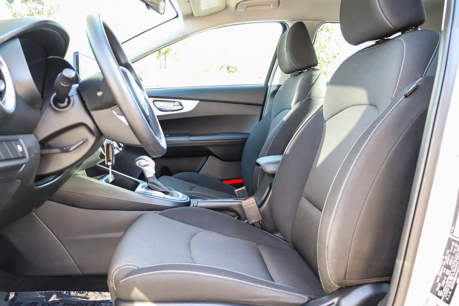 Used 2023 Kia Forte LX FWD image 18