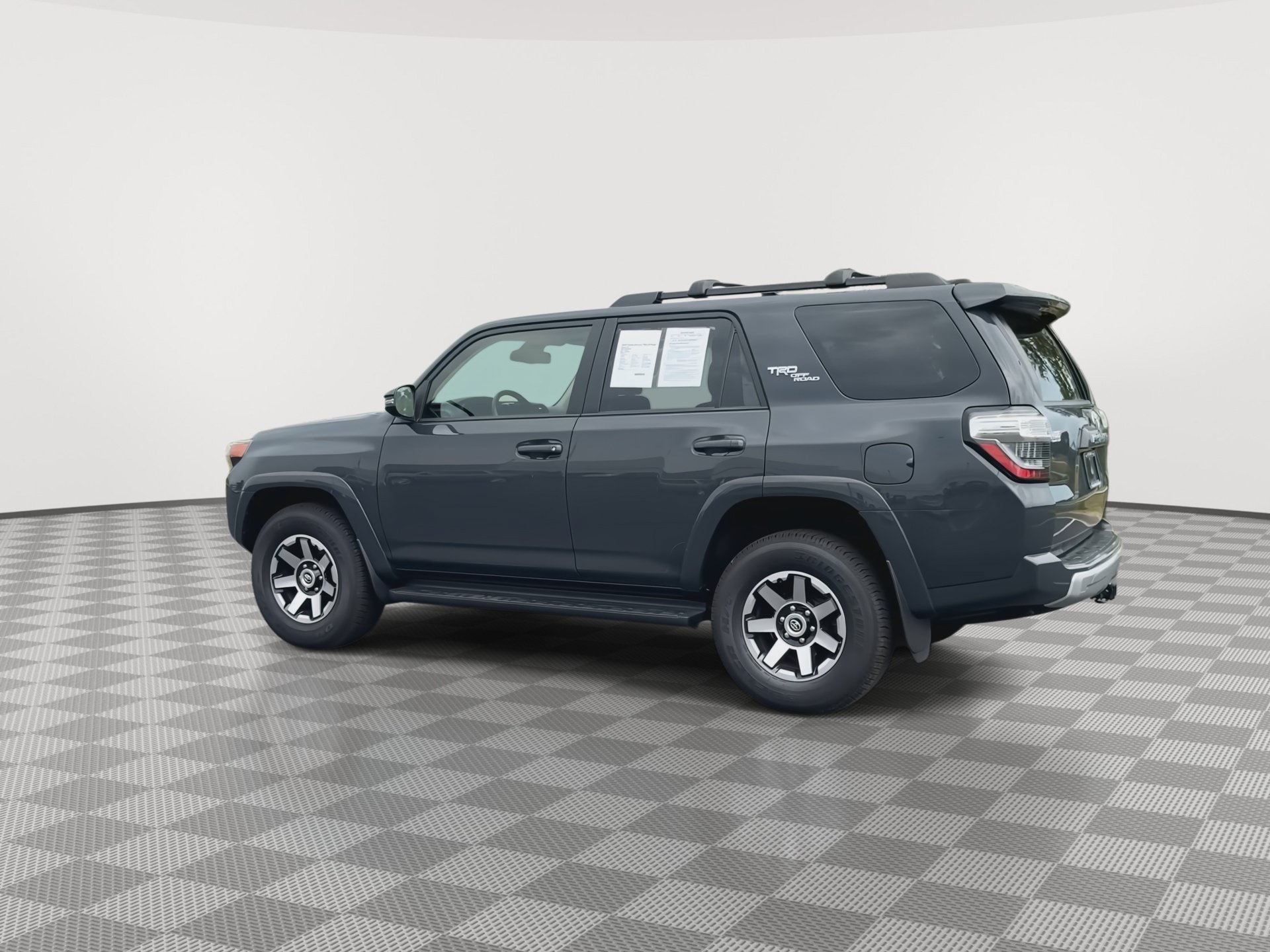 Used 2024 Toyota 4Runner TRD Off-Road Premium AWD/4WD image 6