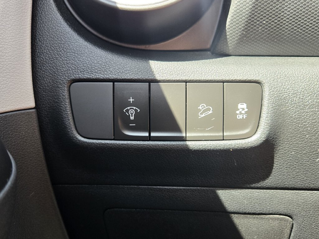 Certified 2023 Hyundai Kona SEL w/ Convenience Package FWD image 27