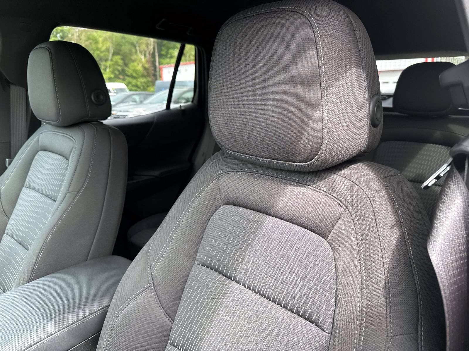 New 2026 Chevrolet Equinox LT image 17