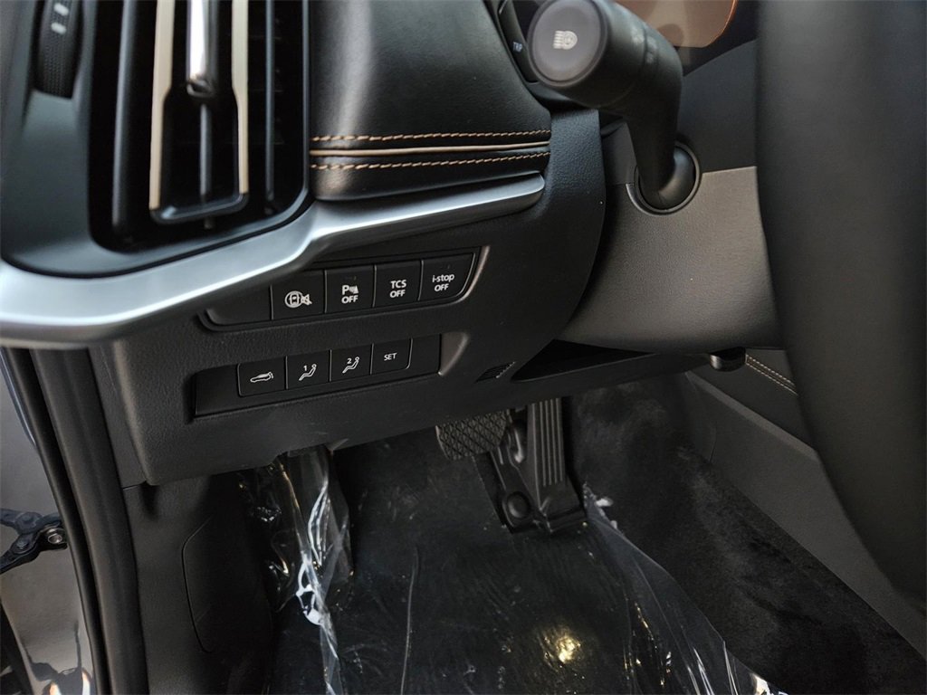 New 2026 MAZDA CX-90 3.3 Turbo w/ Premium Plus Pkg image 17