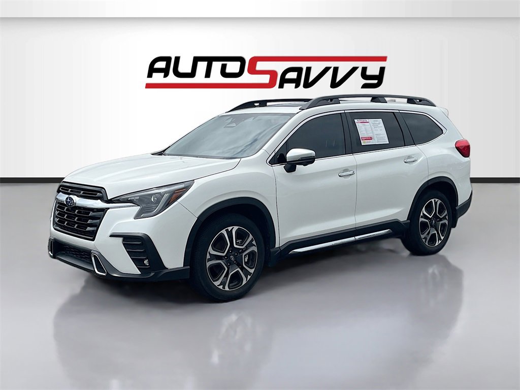 Used 2023 Subaru Ascent Touring image 3