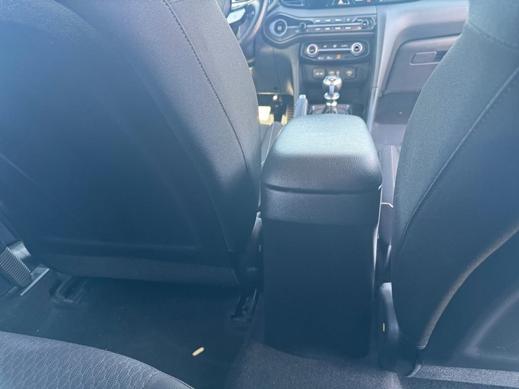 Used 2019 Hyundai Veloster N N w/ Performance Package image 28