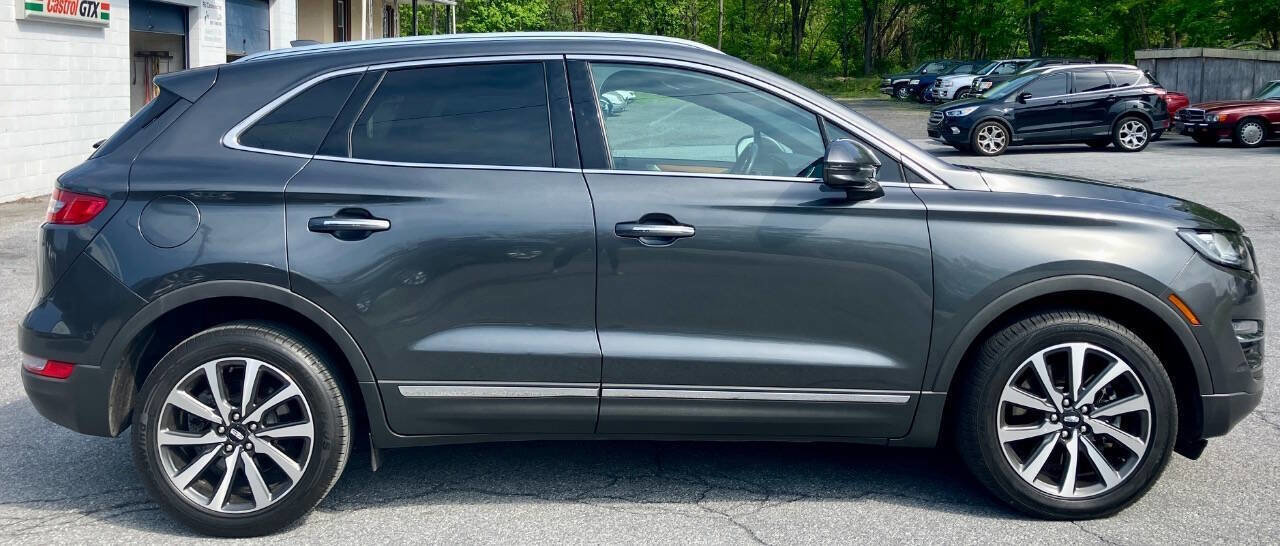 Used 2019 Lincoln MKC Reserve w/ MKC Climate Package AWD/4WD image 4