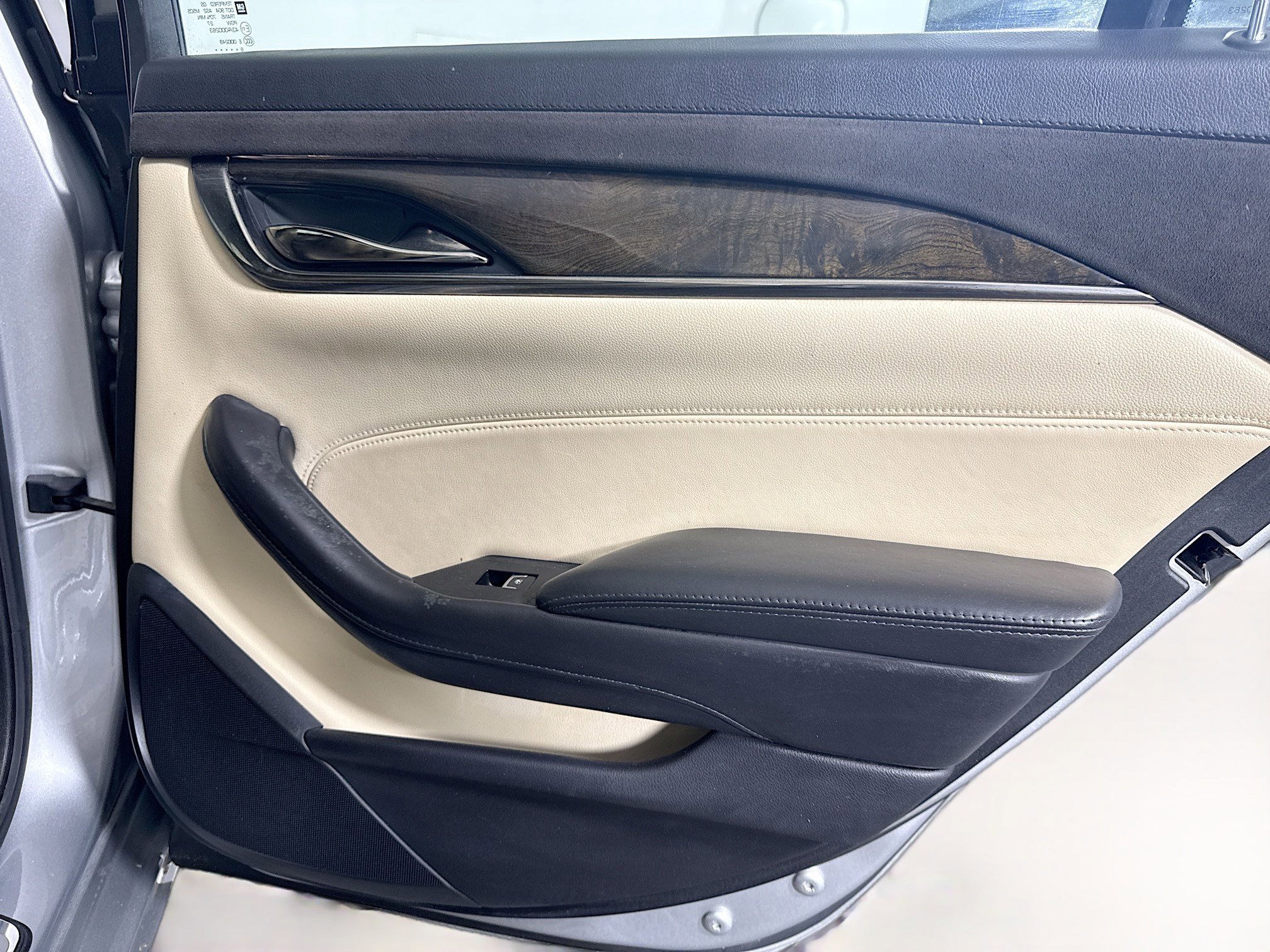 Used 2017 Cadillac CTS Luxury image 28