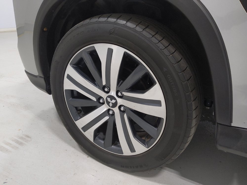 Used 2021 Mitsubishi Outlander Sport FWD image 31