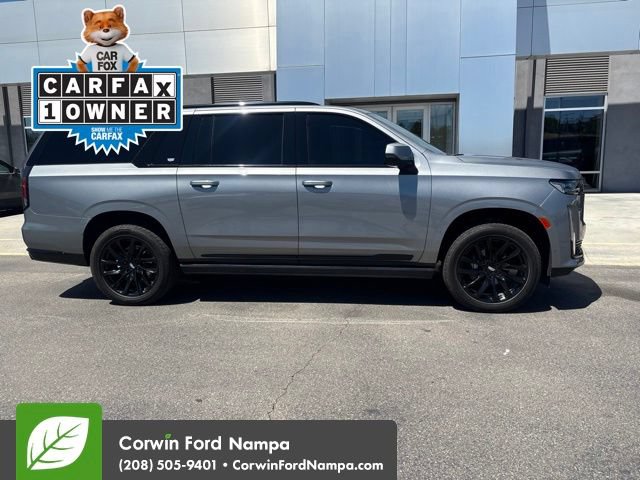 Used 2023 Cadillac Escalade ESV Sport w/ LPO, ONYX Package AWD/4WD image 6