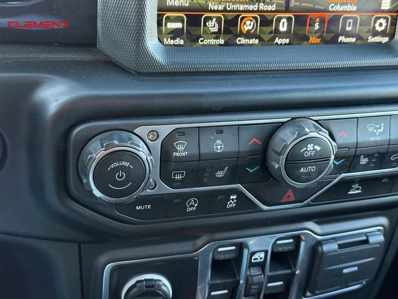 Used 2022 Jeep Wrangler Unlimited Sahara AWD/4WD image 24