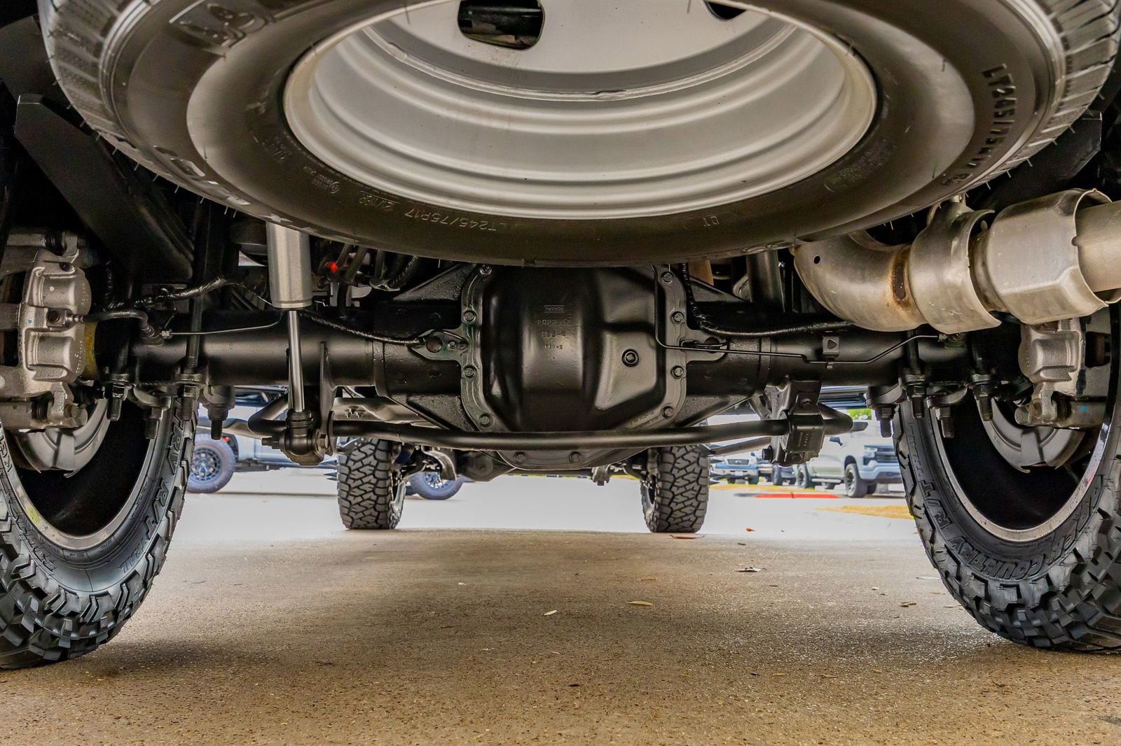 Used 2024 Ford F350 Lariat w/ Lariat Ultimate Package image 16