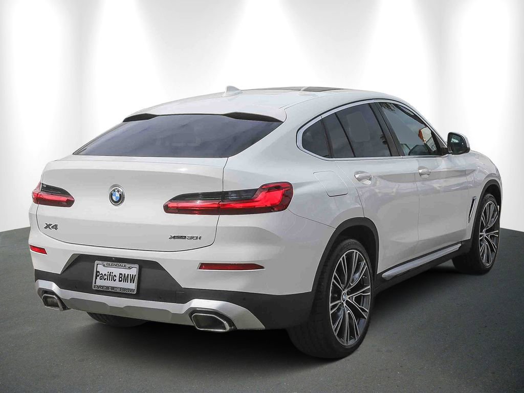 Used 2023 BMW X4 xDrive30i w/ Convenience Package AWD/4WD image 6