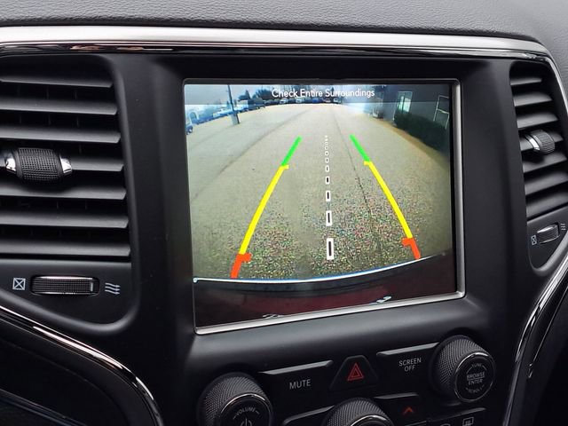 Used 2018 Jeep Grand Cherokee Limited image 18