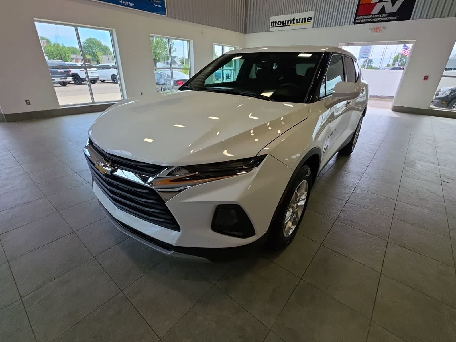 Used 2021 Chevrolet Blazer LT FWD image 1