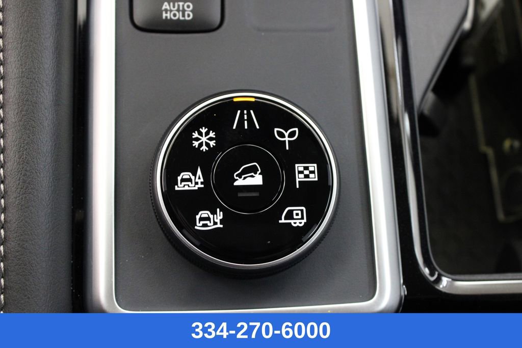 New 2026 Nissan Pathfinder SV image 25