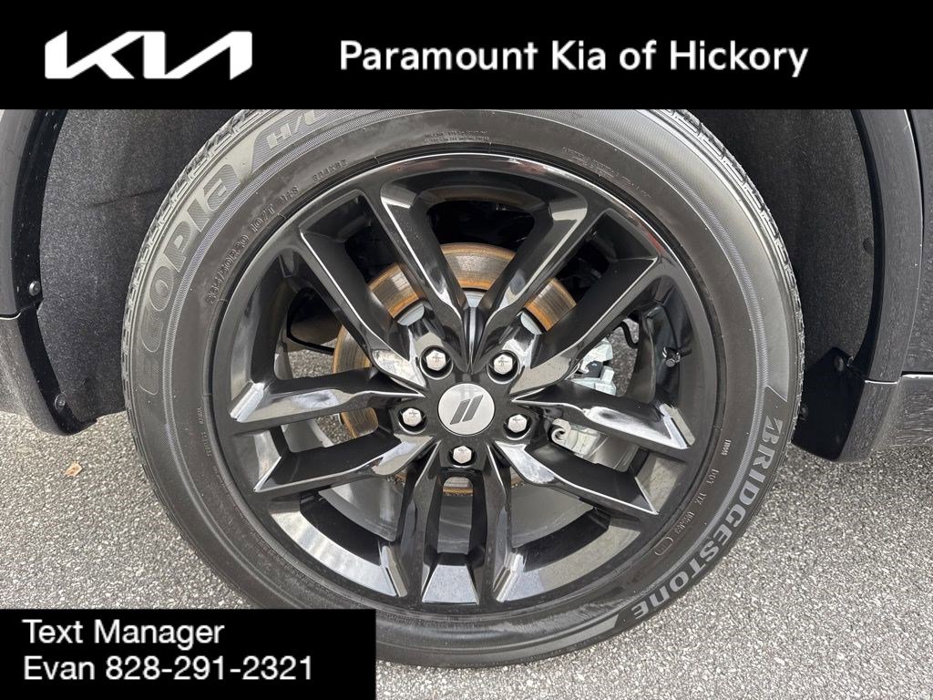 Used 2024 Dodge Durango GT image 9