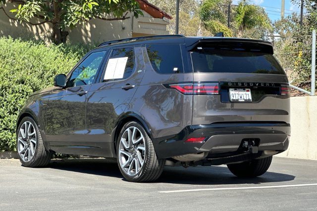 Certified 2025 Land Rover Discovery Dynamic SE AWD/4WD image 3
