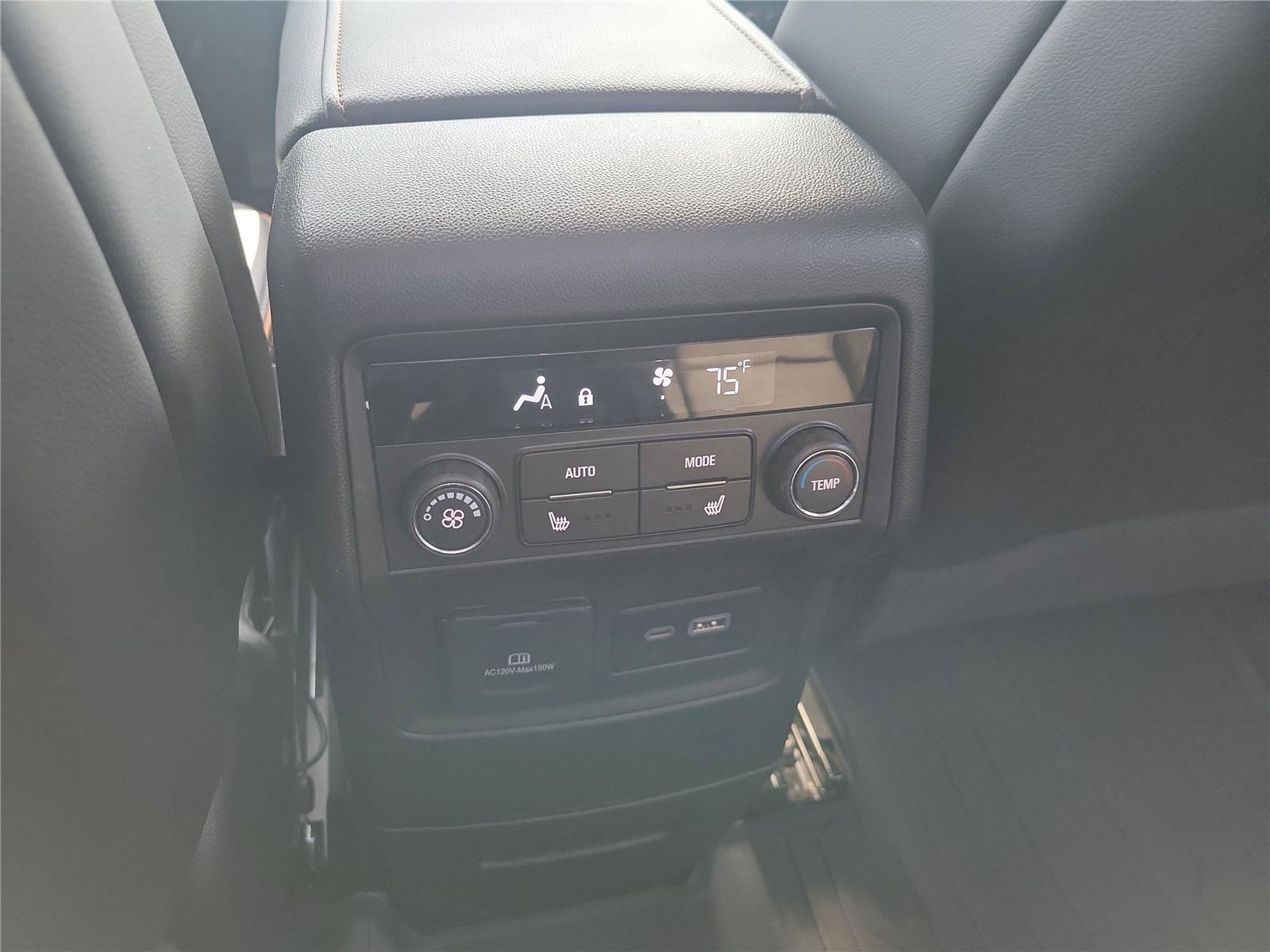 Used 2023 GMC Acadia AT4 w/ Technology Package AWD/4WD image 13
