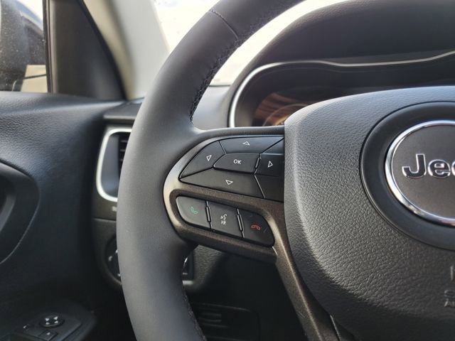 Certified 2022 Jeep Cherokee Trailhawk image 12