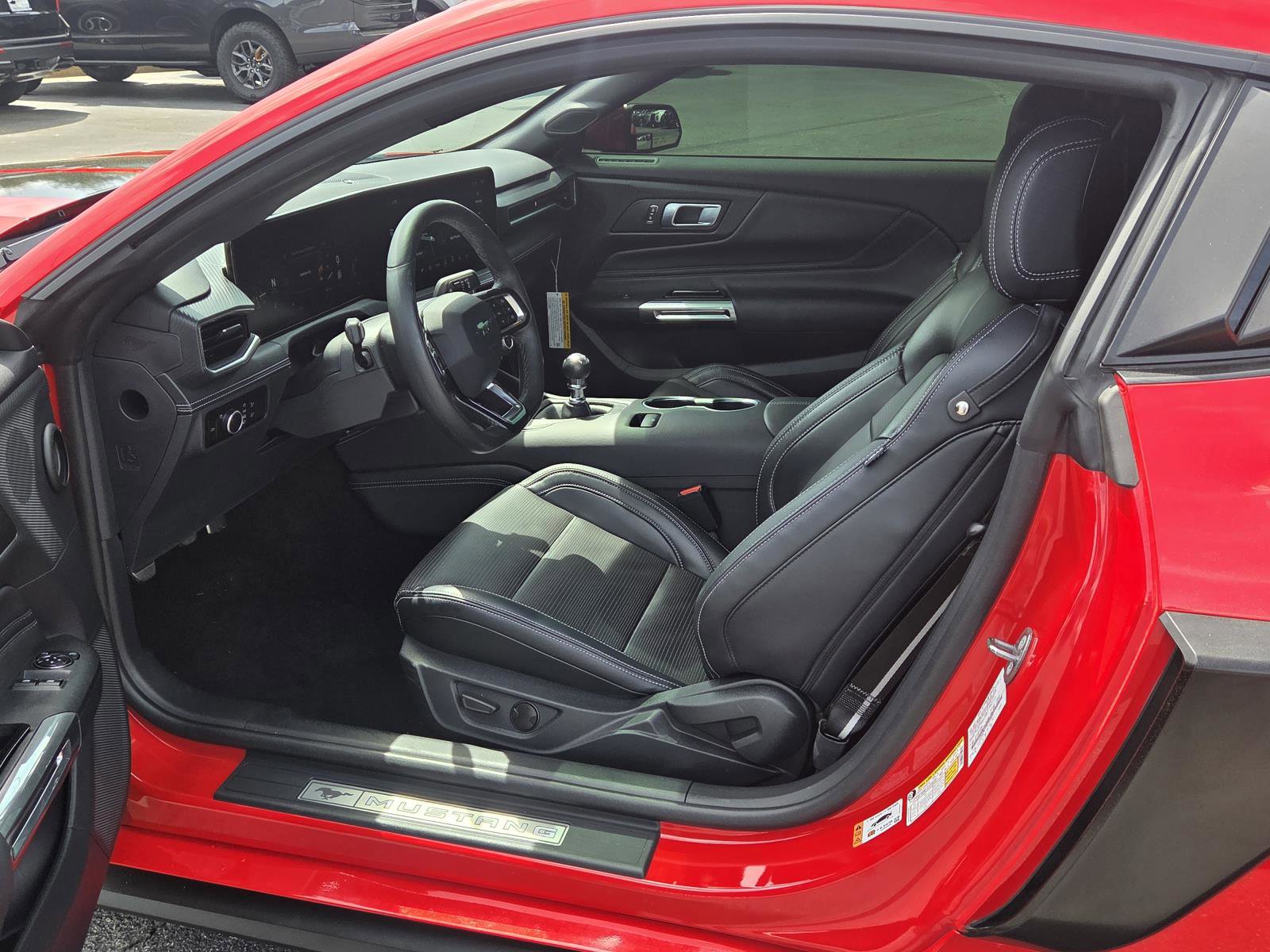 Used 2024 Ford Mustang GT Premium image 34