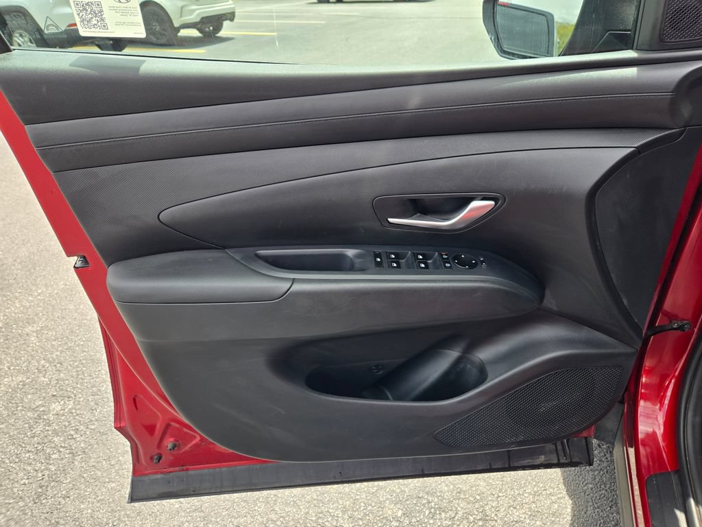 Used 2025 Hyundai Tucson SEL FWD image 11