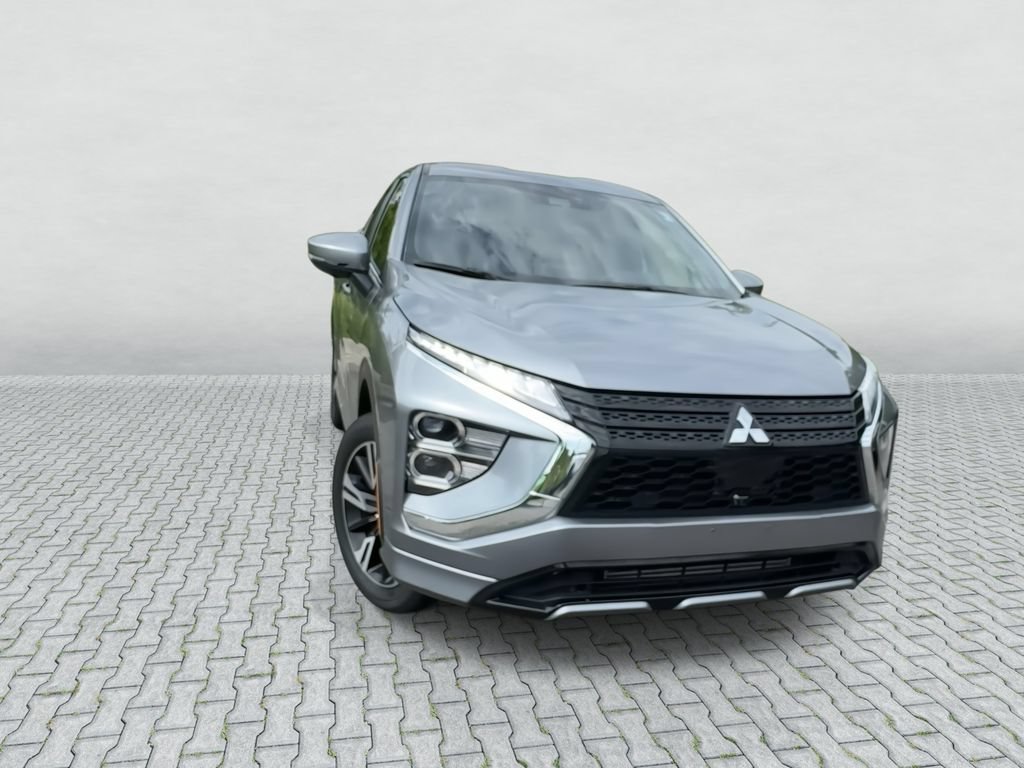 Used 2024 Mitsubishi Eclipse Cross SEL AWD/4WD image 2