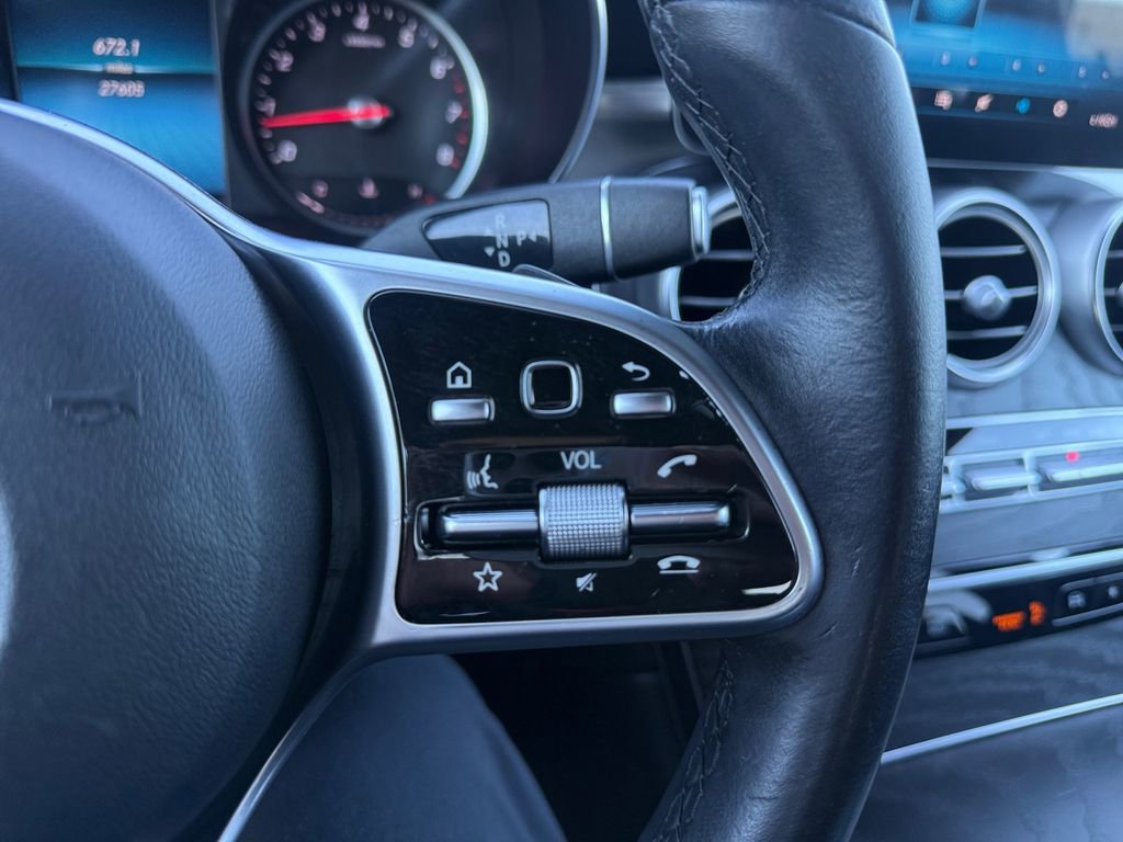 Used 2021 Mercedes-Benz GLC 300 4MATIC image 20