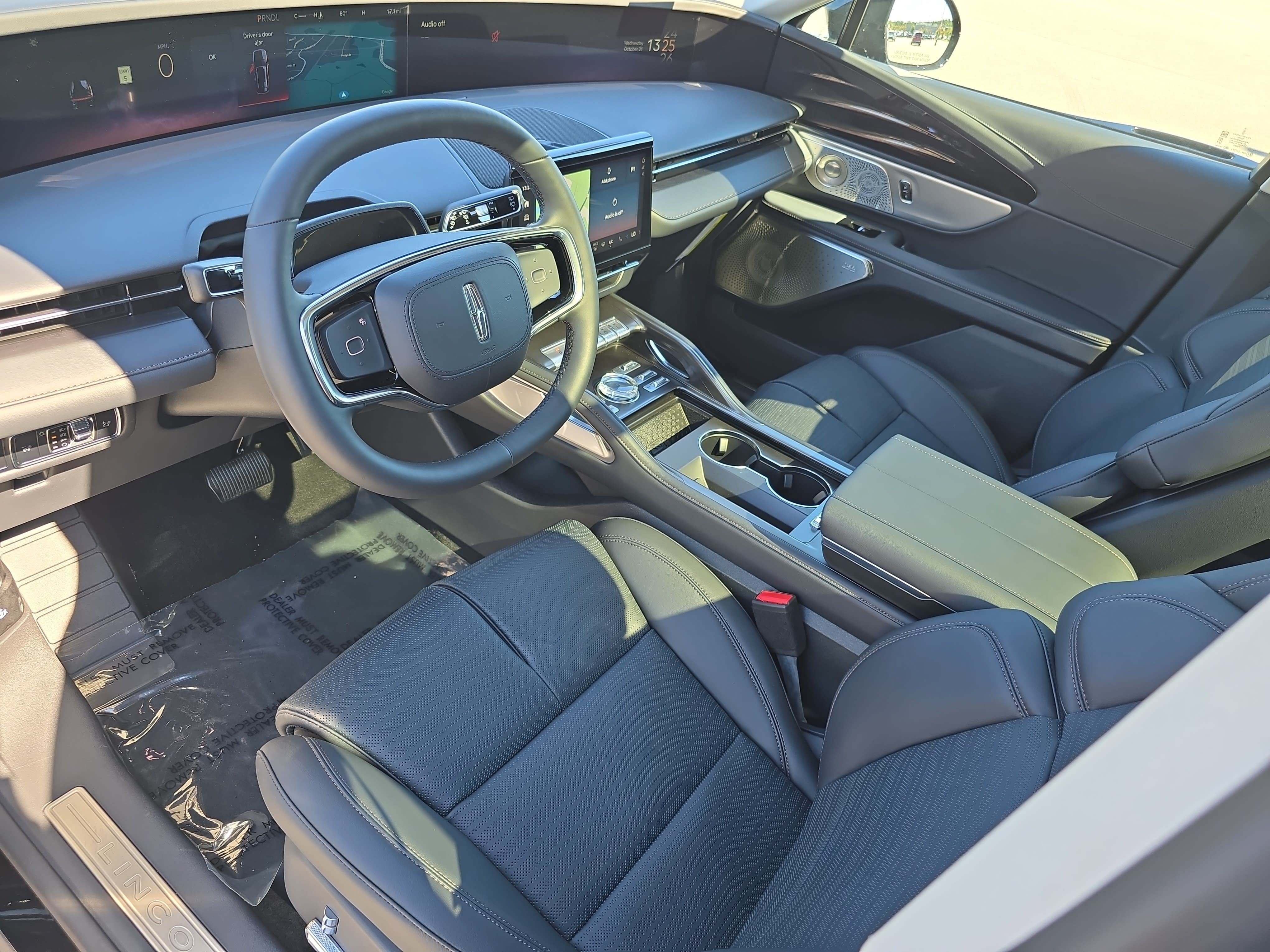 New 2026 Lincoln Nautilus Reserve AWD/4WD image 15