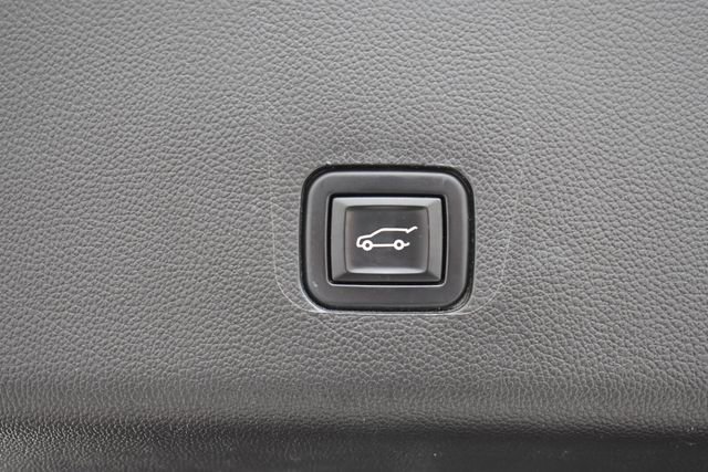 Certified 2023 Chevrolet Traverse LT AWD/4WD image 21