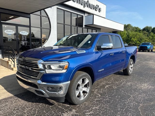 Used 2019 RAM 1500 Laramie AWD/4WD image 2